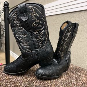 Boys cowboy boots (brand new)